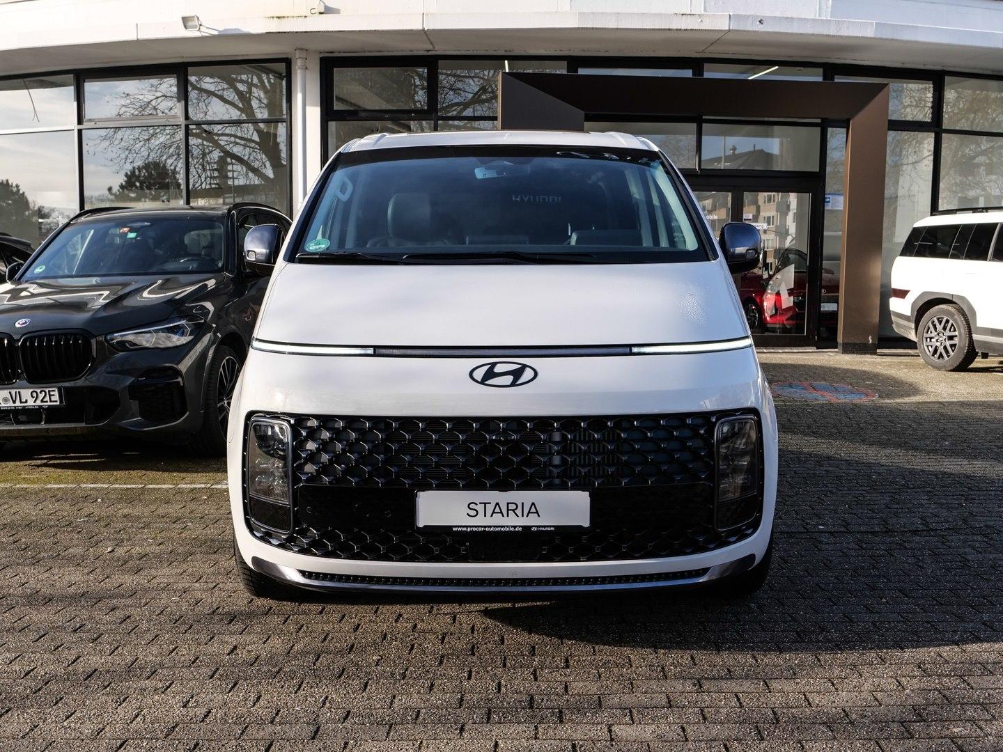 Hyundai Staria SIGNATURE HEV 7-Sitzer 1.6 T-GDI,6-AT,Pan