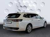 Volkswagen Passat Variant 2.0 TDI  Elegance DSG - gebrauchte Volkswagen Passat Variant aus dem Jahr 2024