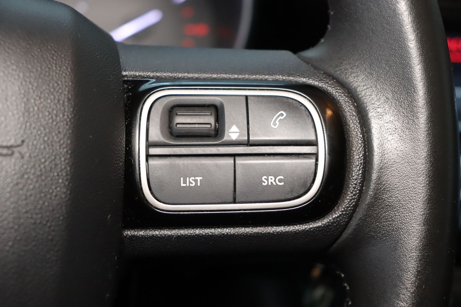 Fahrzeugabbildung Andere Citroën C3 Aircross HDi 120 Shine Automatik