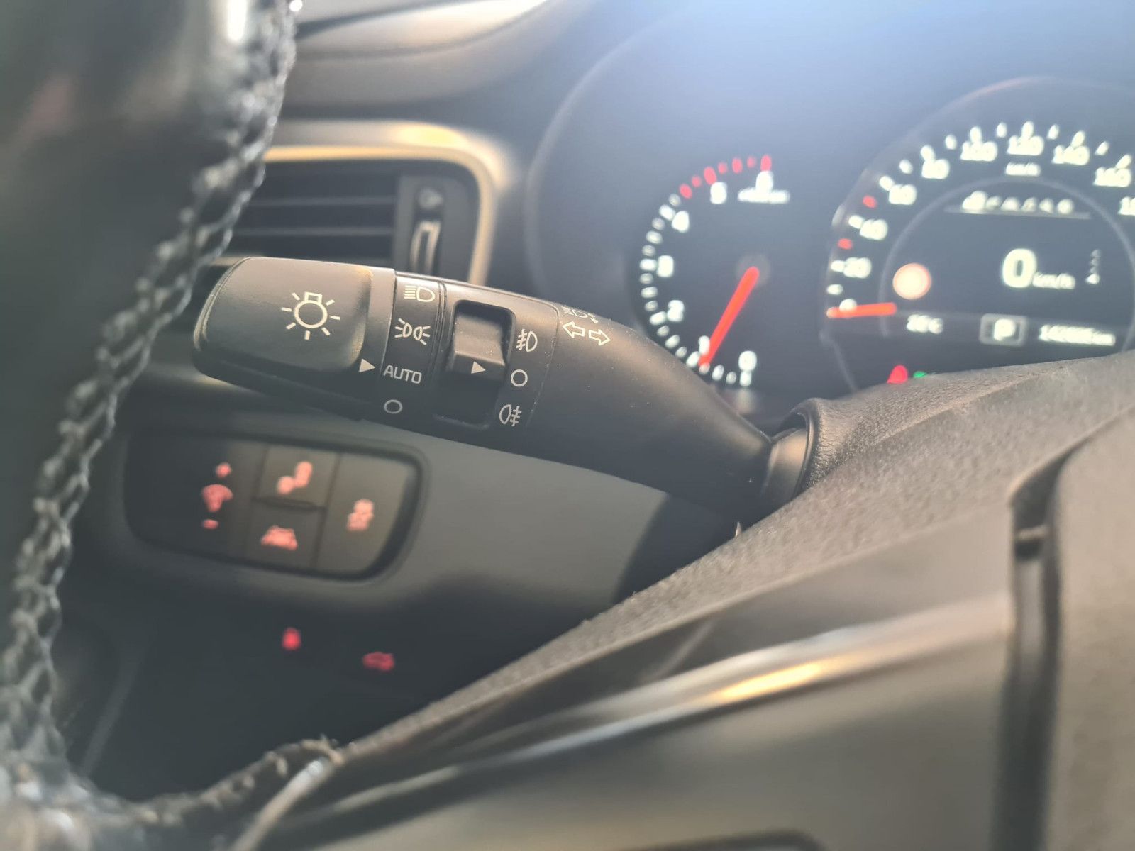 Fahrzeugabbildung Kia Sorento Platinum Edition 4WD / PANO / BELÜFTUNG