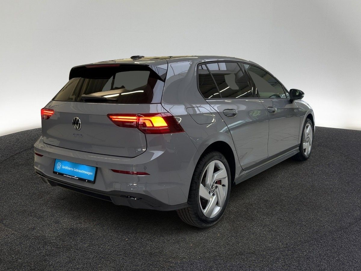 Volkswagen Golf VIII 1.5 eHybrid GTE DSG Rear View Navi App foto 3