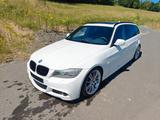 BMW 330d xDrive Touring