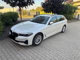 BMW 520d Touring A - - BMW 520 Hybrid (Diesel/Elektro)