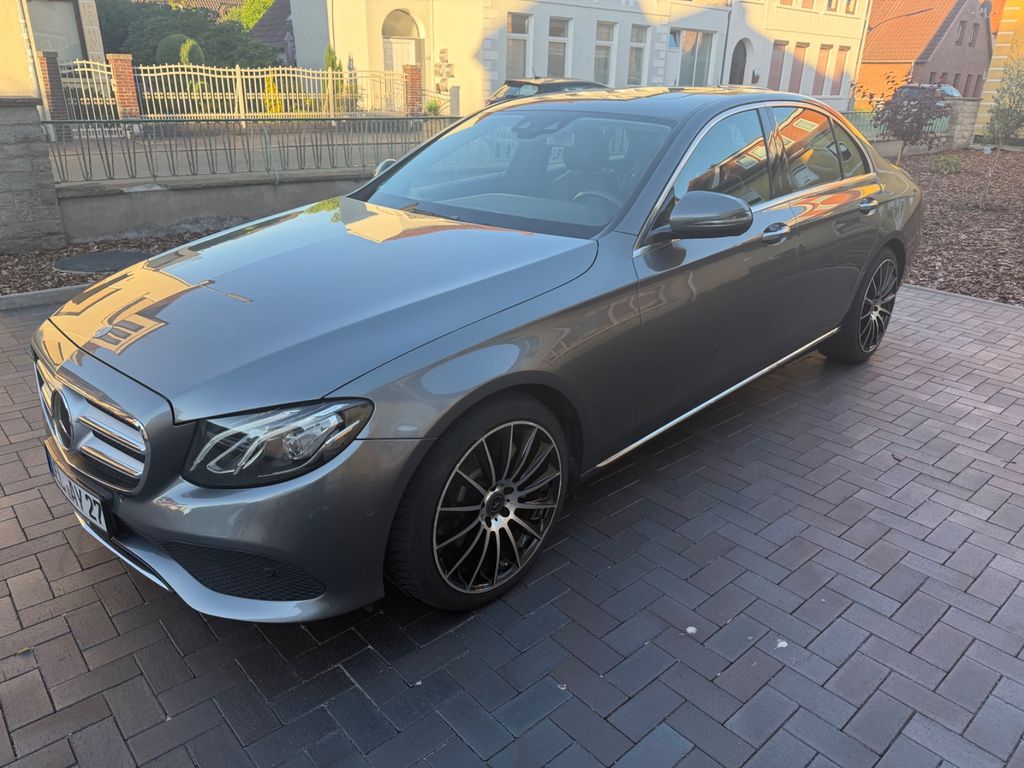 Image of Mercedes-Benz 350