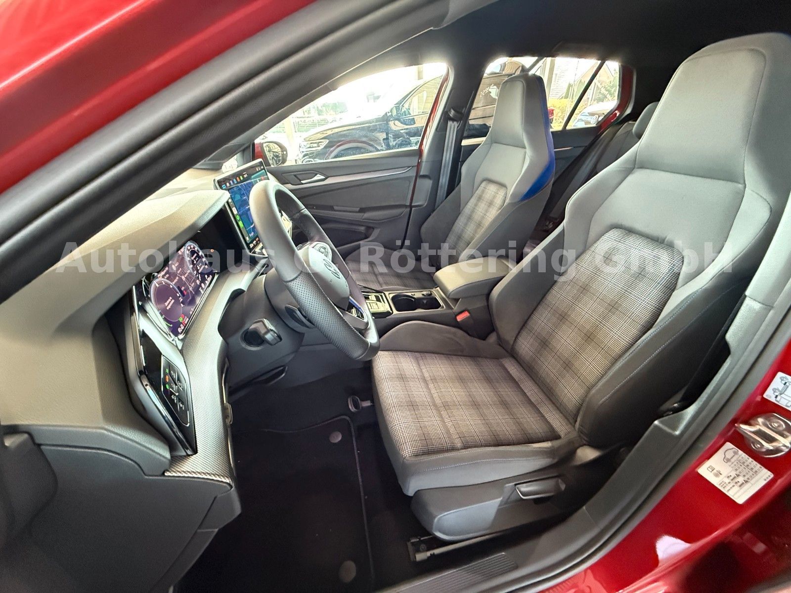 Fahrzeugabbildung Volkswagen Golf 8 GTE PHEV +Matrix +AHK +RFK 131KM Reichw.