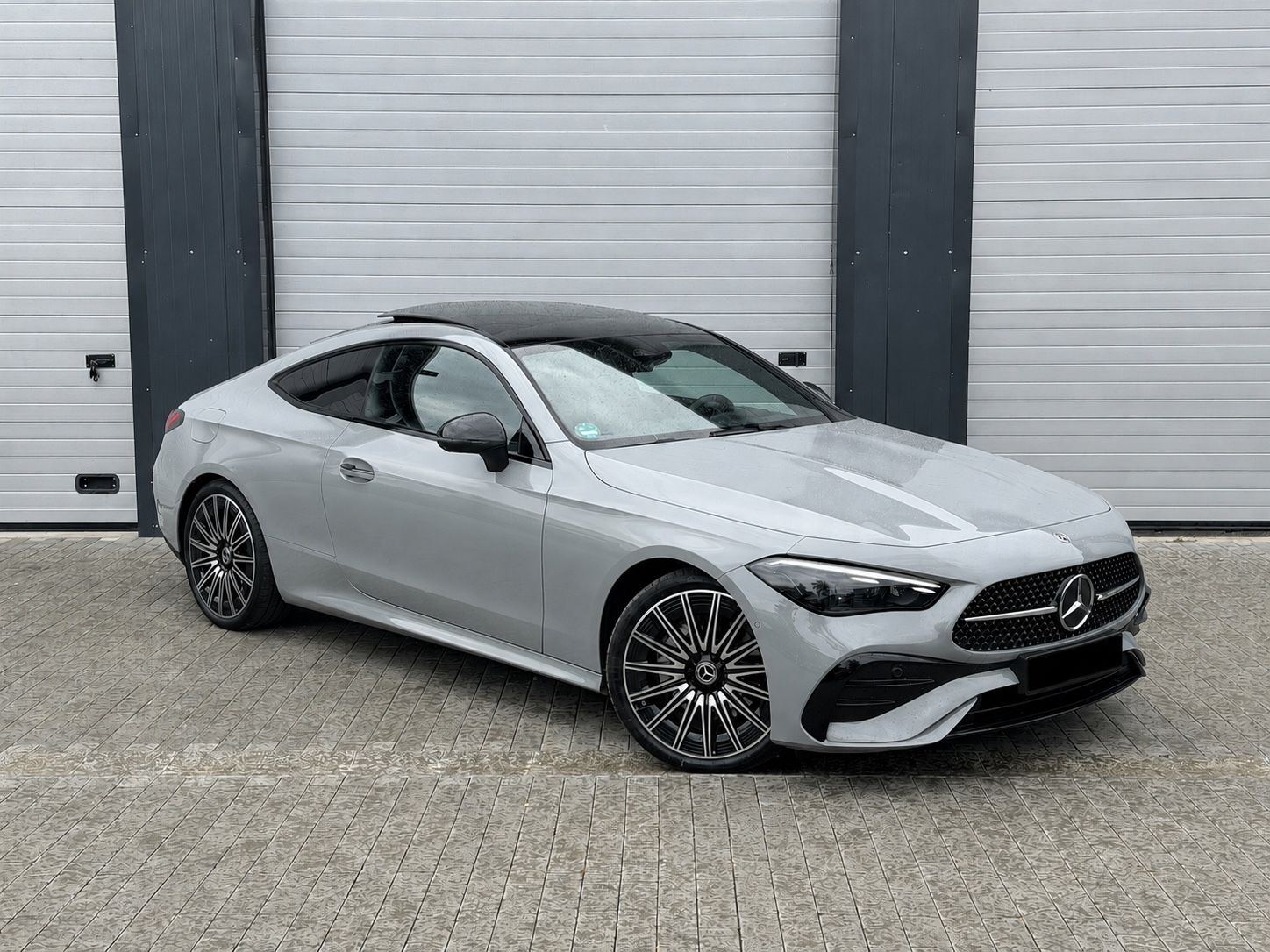 MERCEDES-BENZ CLE 300 4Matic AMG*Burmester*Night*Pano*GARANTIE