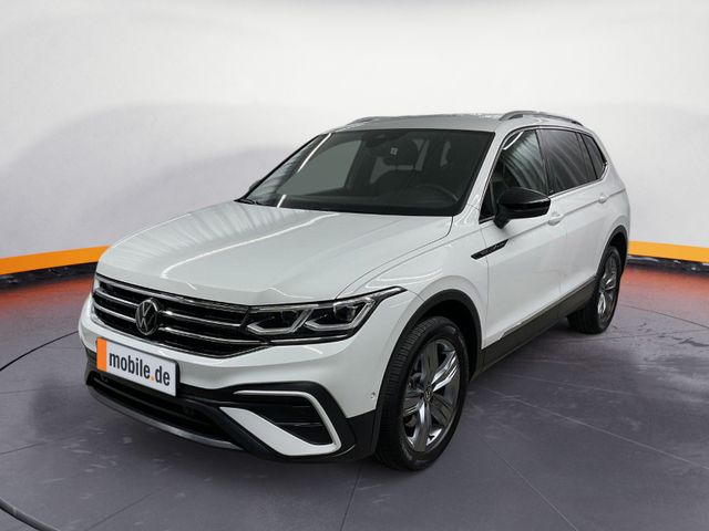 Volkswagen Tiguan Allspace MOVE (4MOTION/ AHK/Rear View)2.0