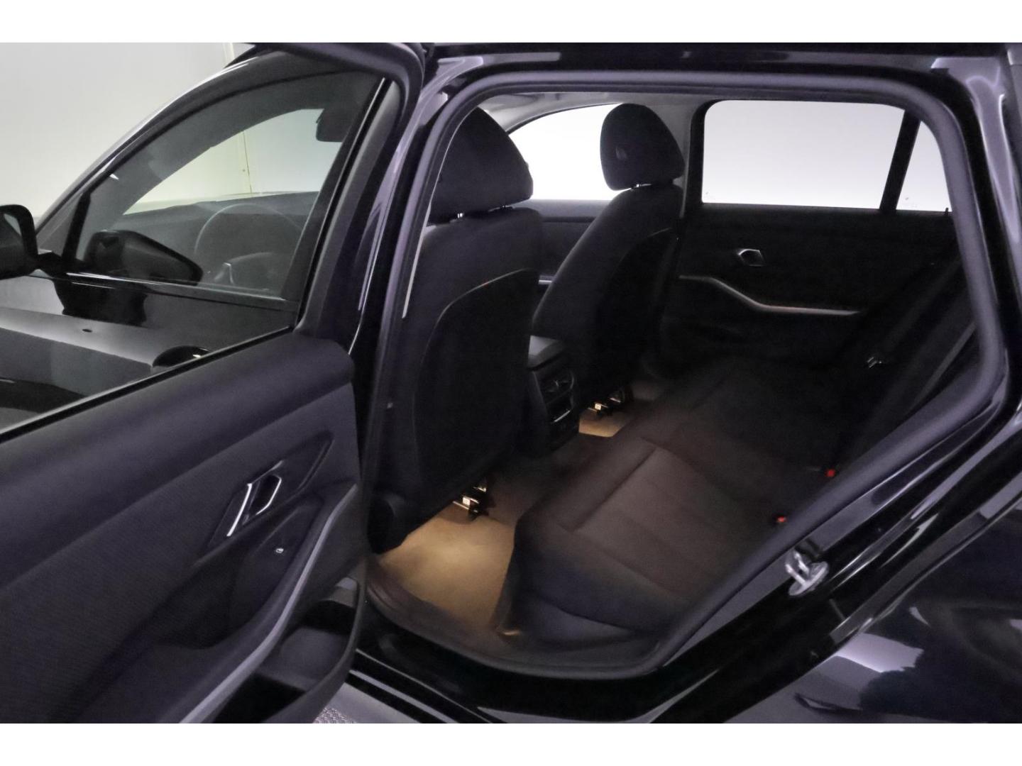 BMW 3 Series i Touring Steptronic+LED+NAVI+VIRTUAL+KAMERA, миниатюра 17