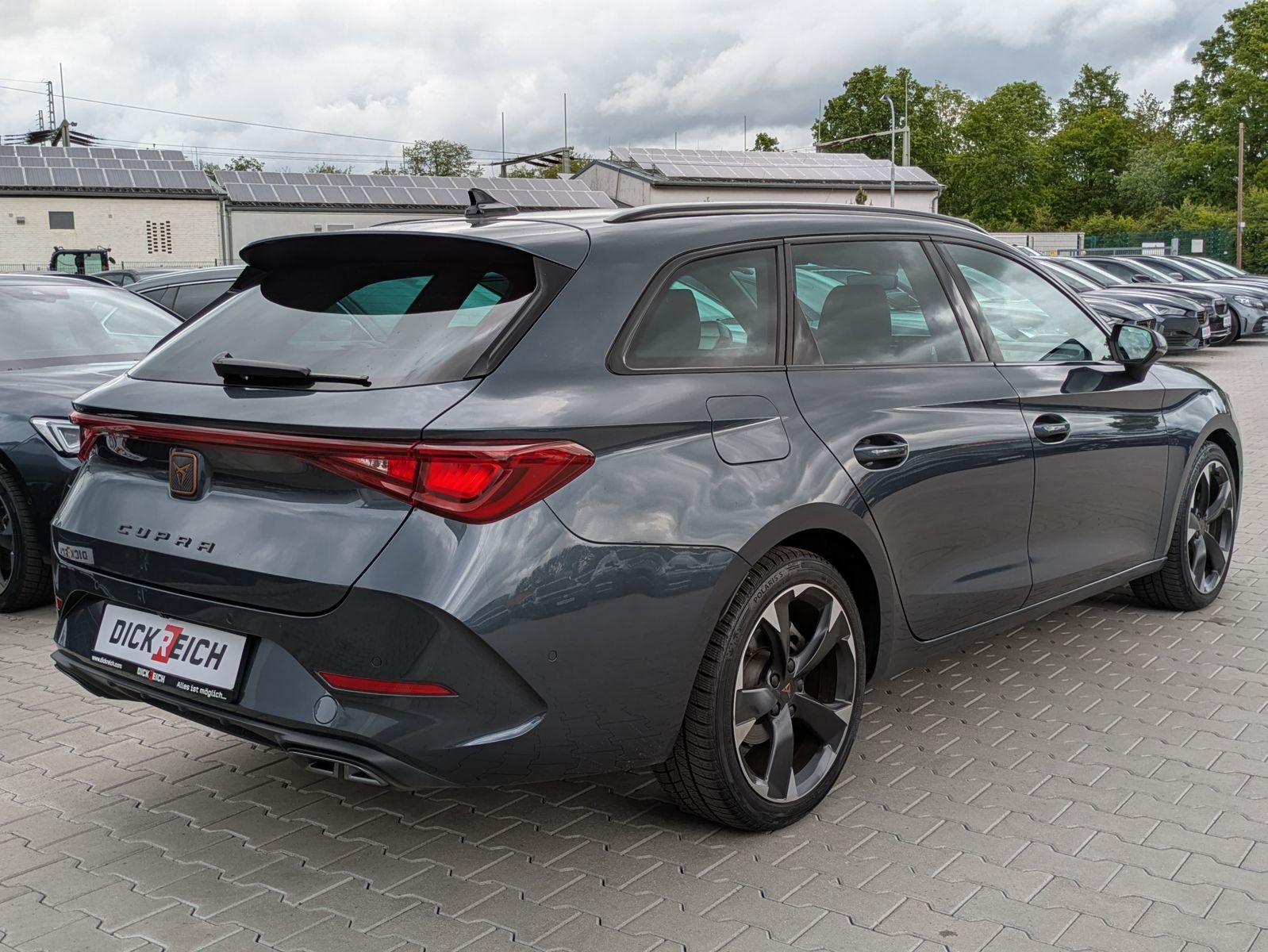 Fahrzeugabbildung CUPRA Leon 1.5 eTSI DSG MATRIX-LED*ACC*APP*KAMERA*18"
