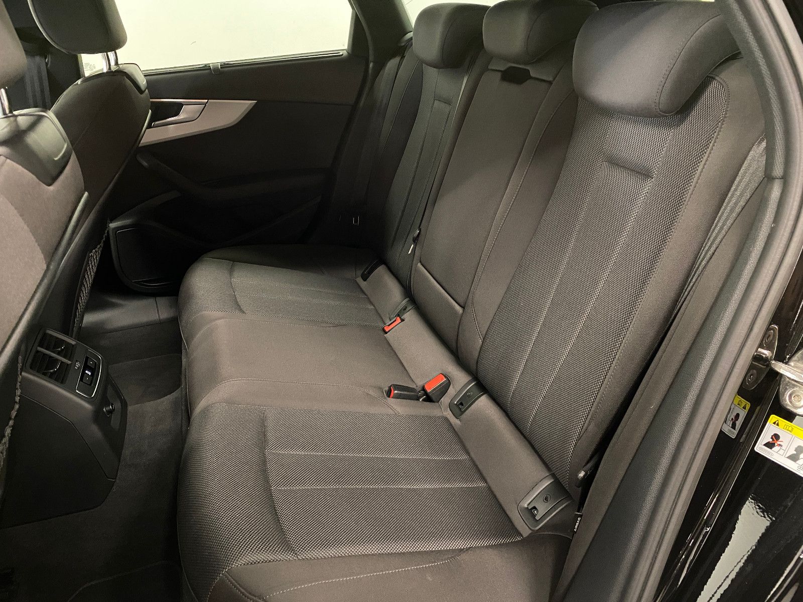 Audi A4 - Bild 12