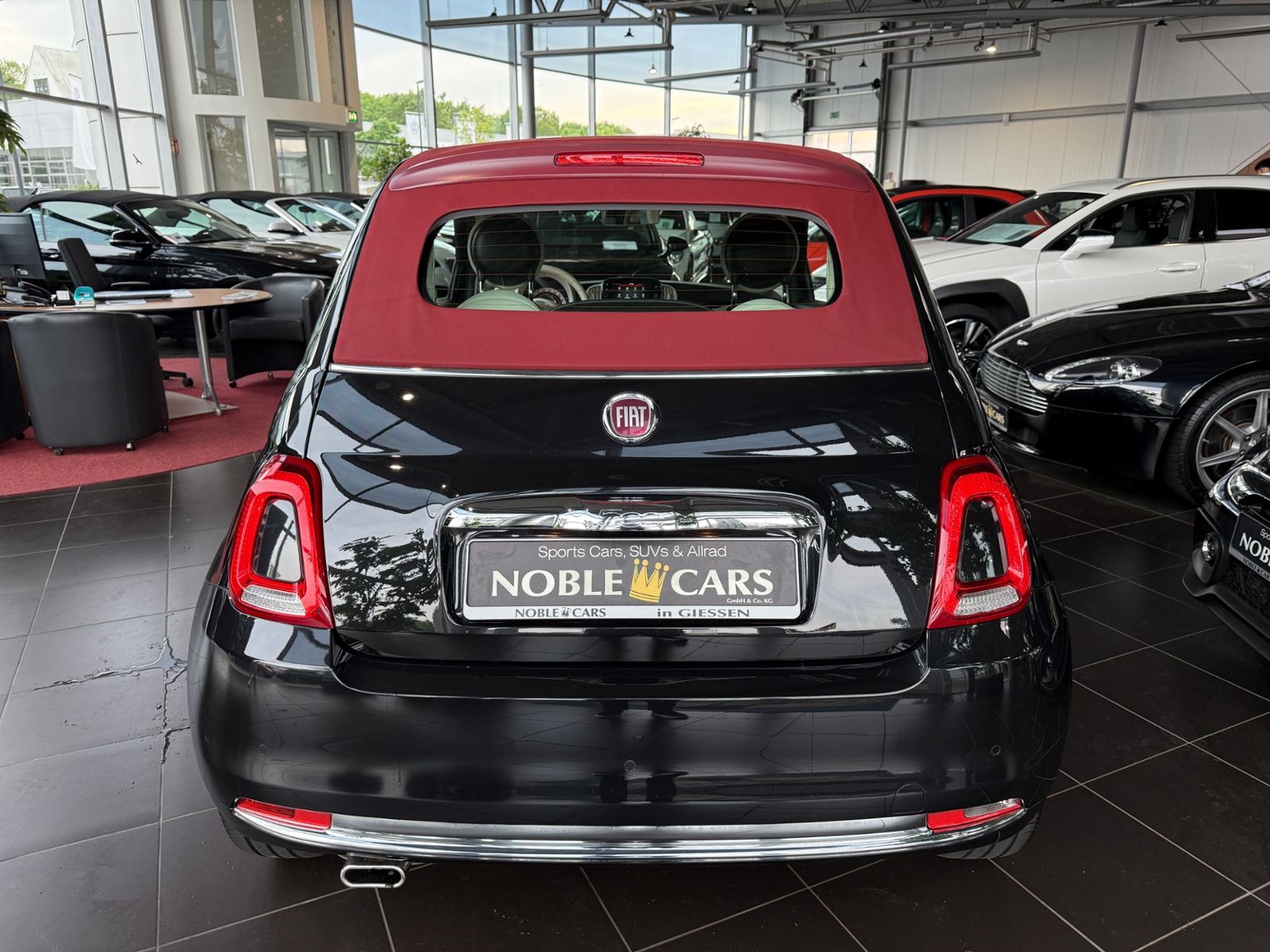 Fahrzeugabbildung Fiat 500C Lounge NAVI PDC ALU