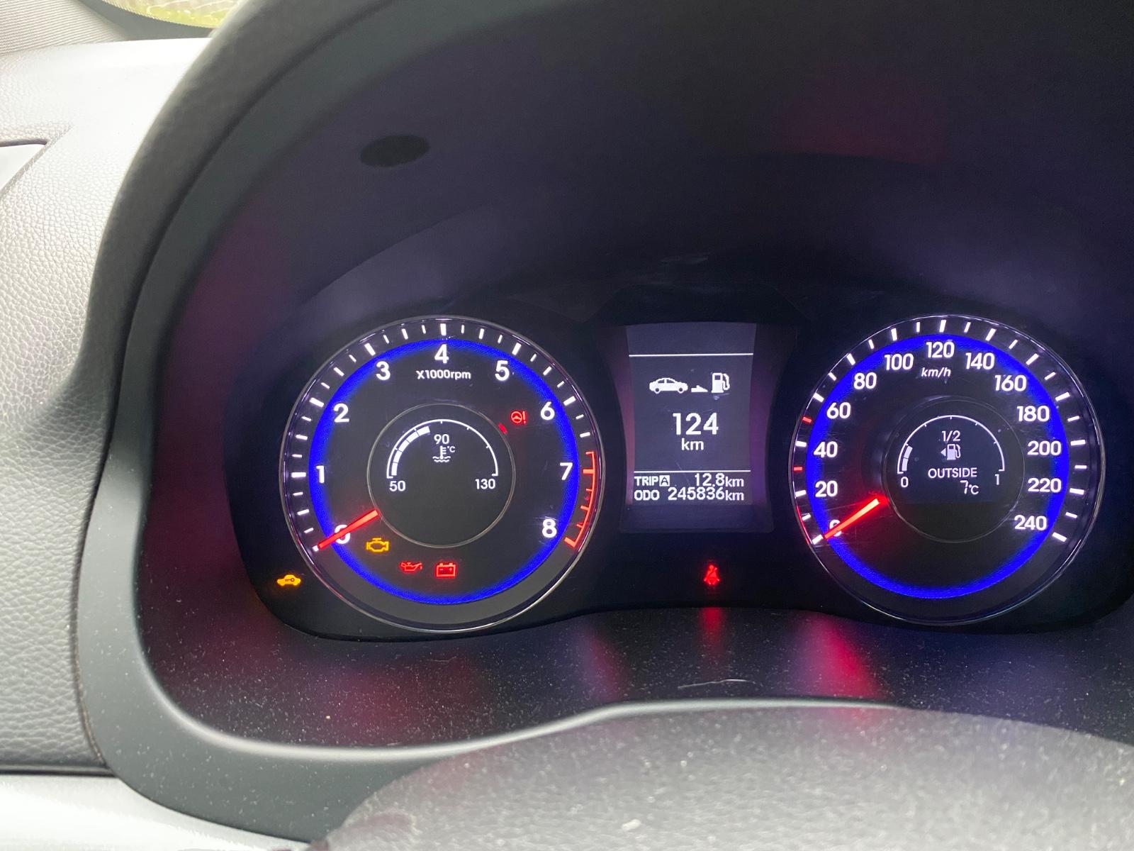 Hyundai i40 2012 — photo 9