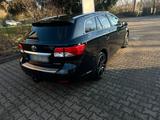 Toyota Avensis - gebrauchte Toyota Avensis aus dem Jahr 2013