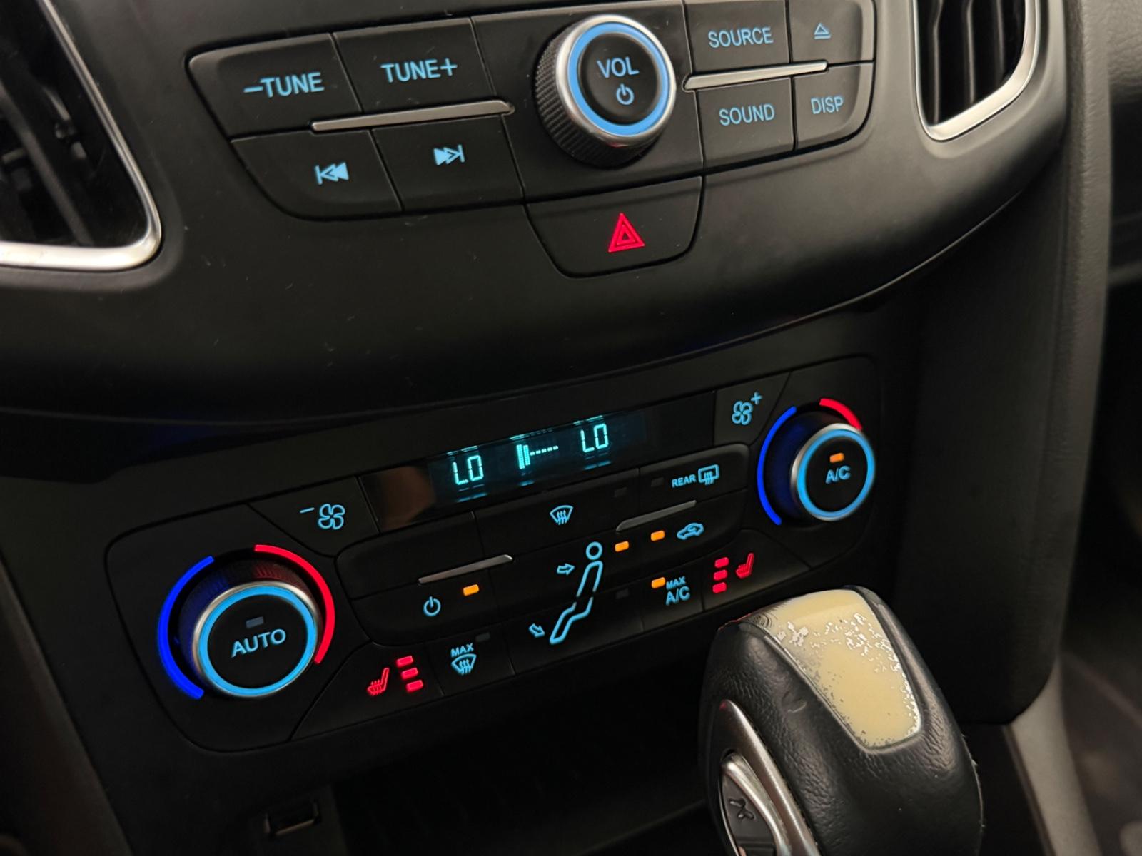Ford Focus Turnier Business*2.hd*Autom.*Carplay*Navi