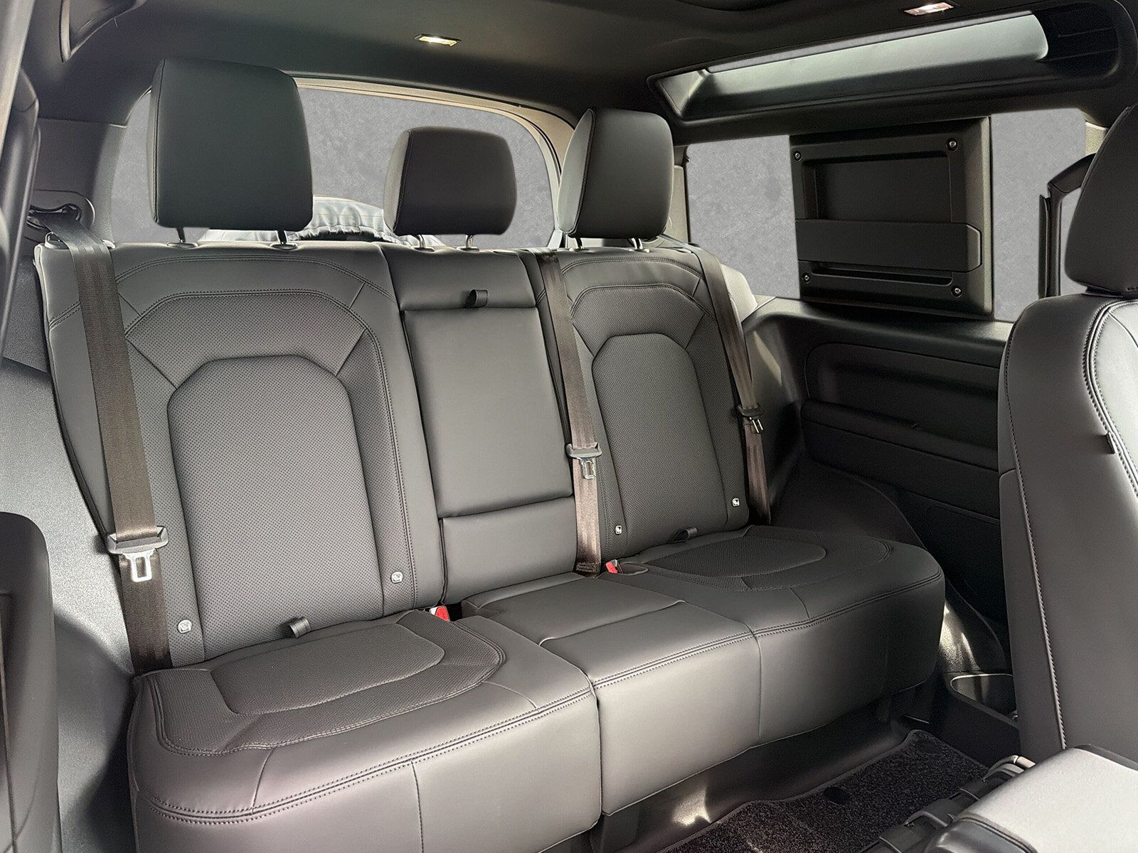 Land Rover Defender 90 D250 X-Dyn SE 20 AHK Pano Winter-Pa foto 5
