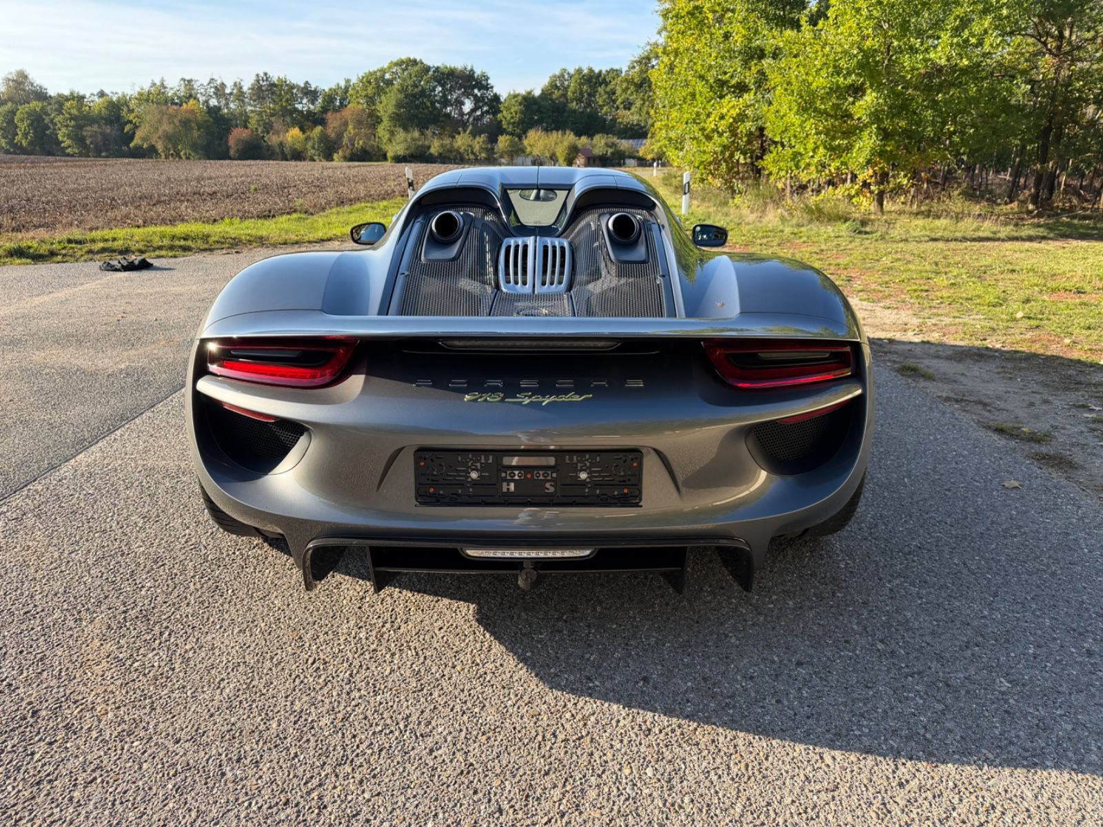 Porsche 918 Spyder METEORGRAU  LIFT 4