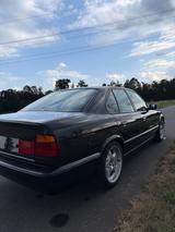 BMW E34 518i NUR 33.000km Sammlerzustand! - BMW 518 von privat