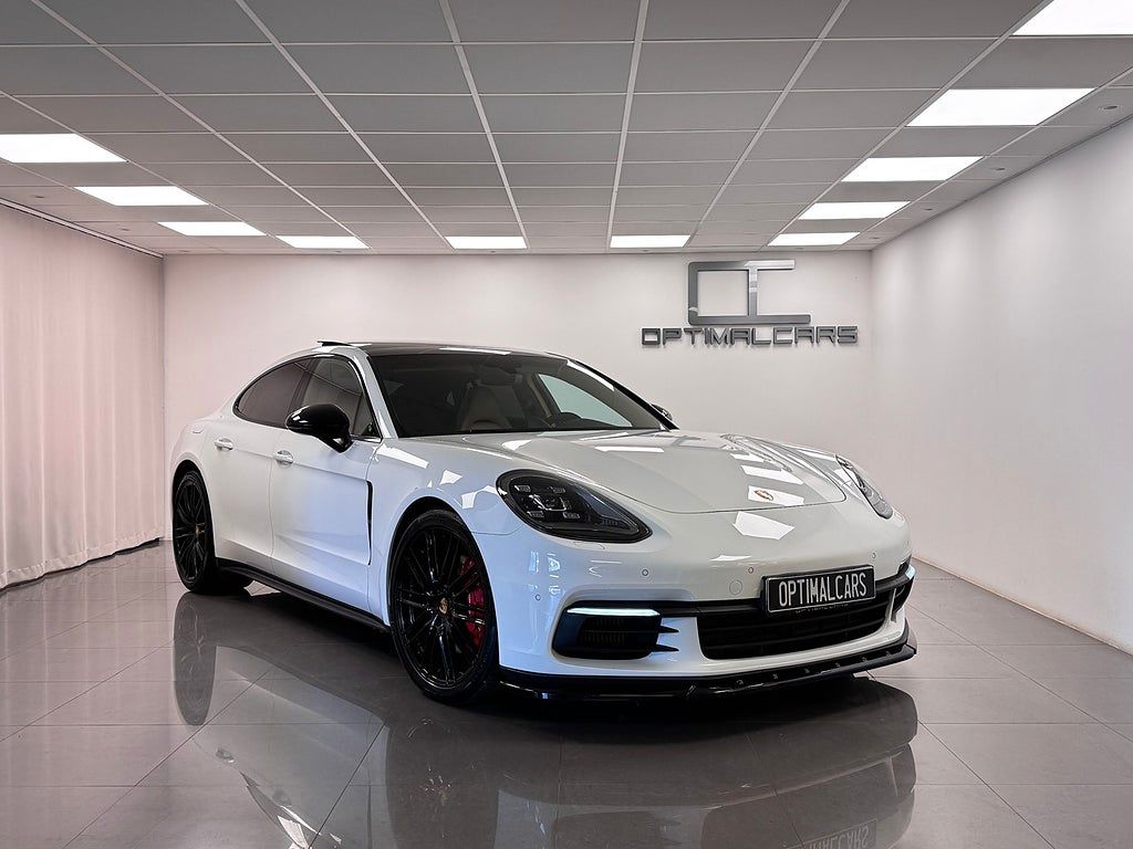 Image of Porsche Panamera