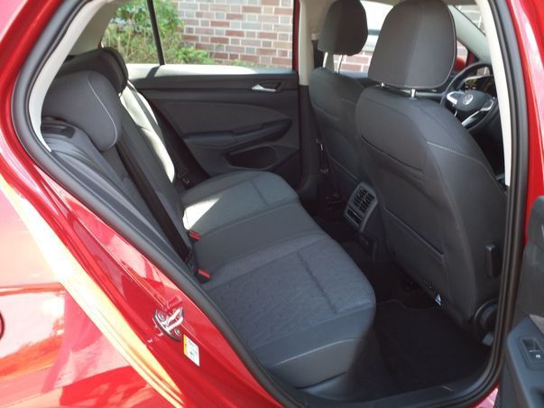Volkswagen Golf - Bild 9