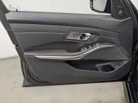 BMW 320 - Vorschau Bild 13