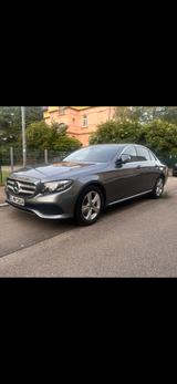 Mercedes-Benz E 200 AVANTGARDE/TOP ZUSTAND/NAVI/CAM/PDC - Mercedes-Benz E-Class in Stuttgart