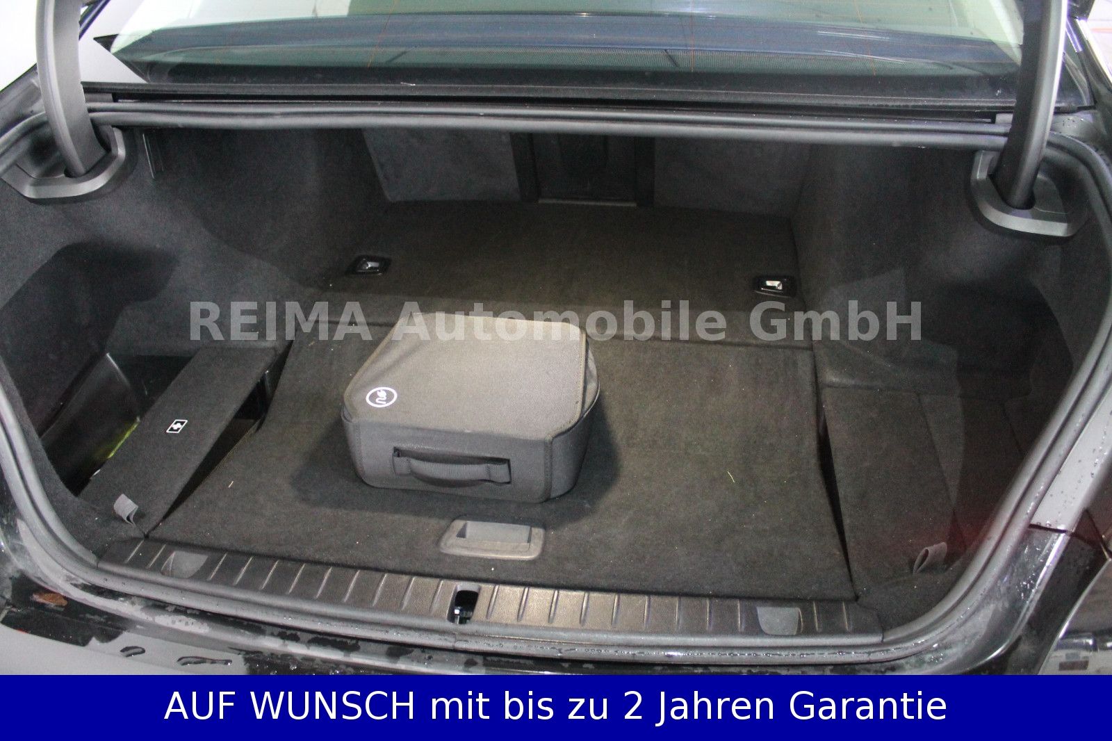 Fahrzeugabbildung BMW 745 L e xDrive; Laser; Luft; HuD; Pano; ACC