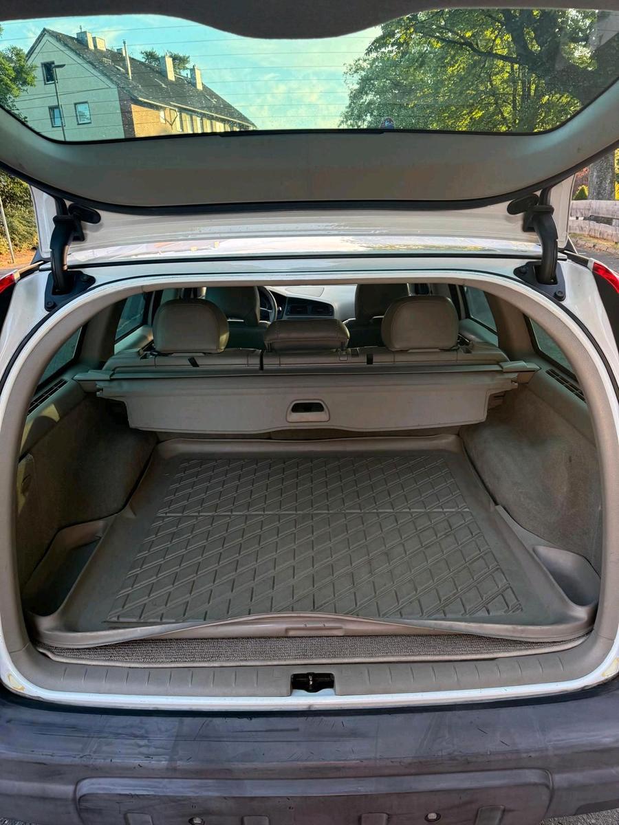 Volvo XC70 2004 — photo 6
