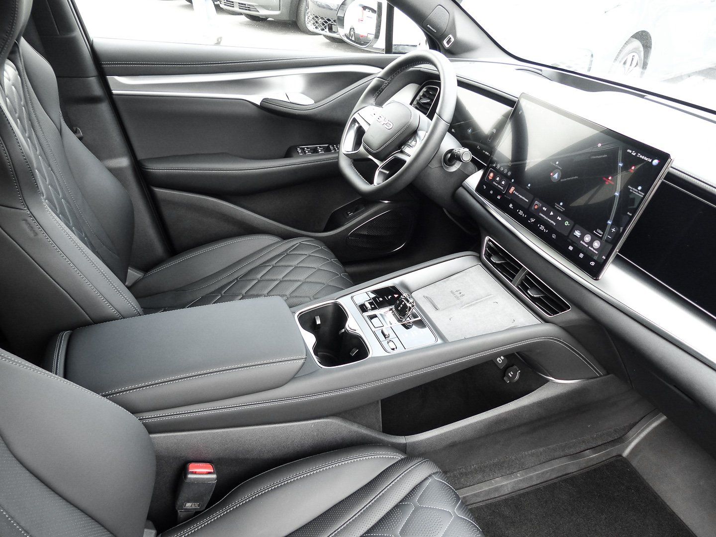 BYD SEALION 7