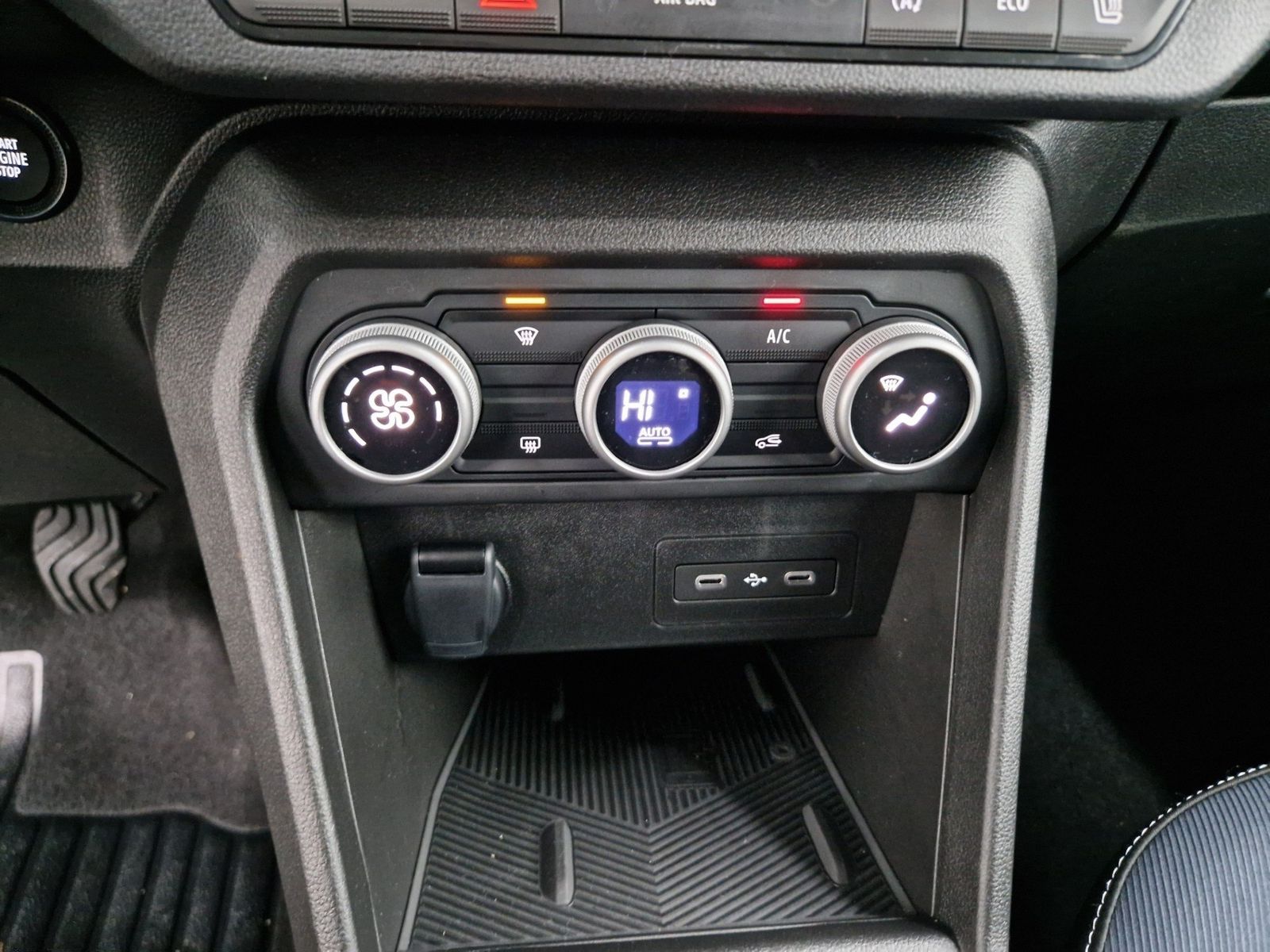 DACIA Sandero  Journey Eco-G 120 Driving Benzin/Gas – Bild 19