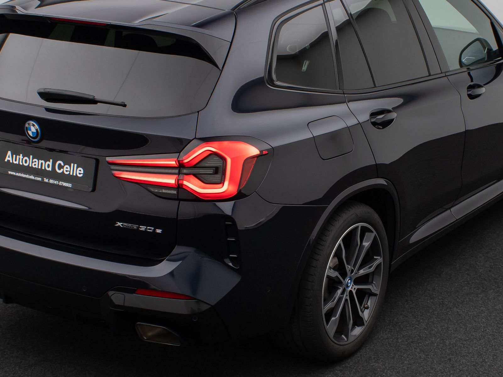 Fahrzeugabbildung BMW X3 xD30e M Sport Kamera DAB DrivAssis LED 20Zoll