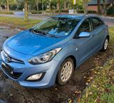 Hyundai I30 1.4 CRDI - Hyundai i30 mit Diesel-Antrieb: Limousine, 1.4