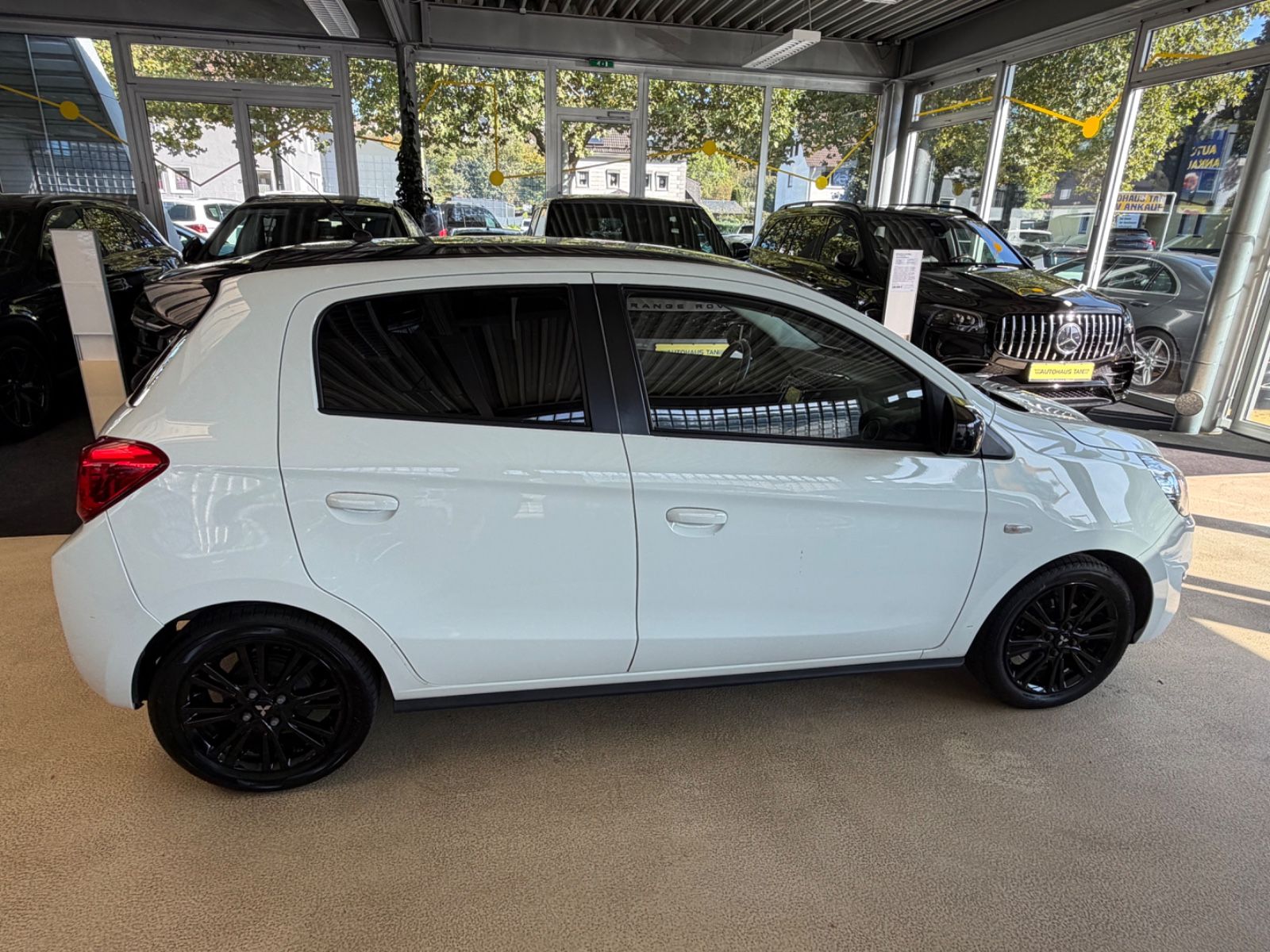 Fahrzeugabbildung Mitsubishi Space Star Diamant Edition+