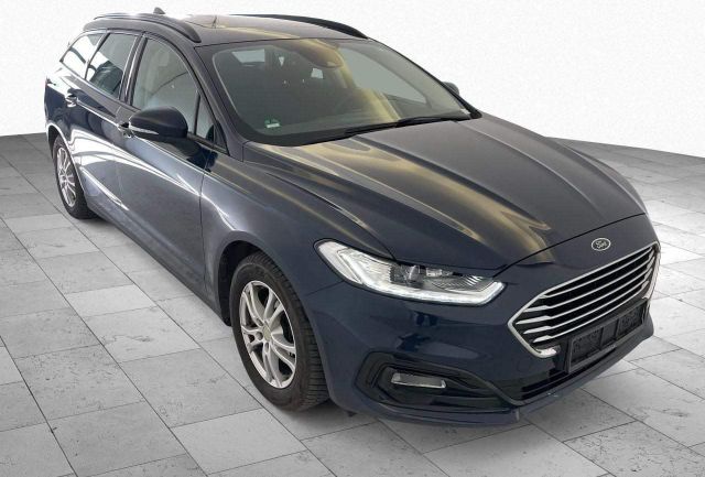 Ford Mondeo Turnier NAVI+AHKPL+RFKMRA+P-DACH+8 REIFEN