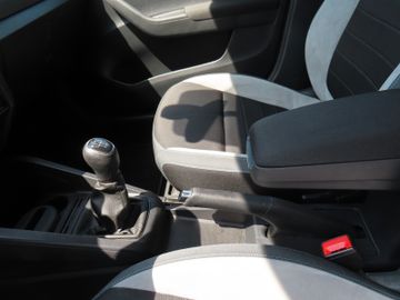 Fotografie 15 des Skoda Fabia Joy 1.2 TSi Klimaautomatik Nebelscheinwerf