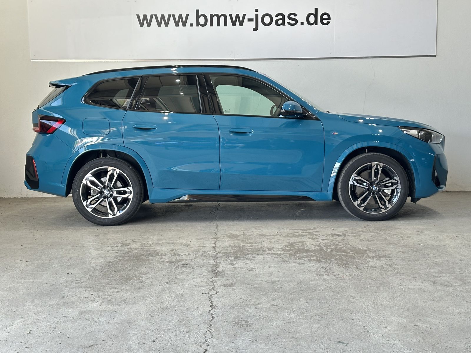 Fahrzeugabbildung BMW X1 xDrive23i M Sportpaket Head-Up 19" M LMR