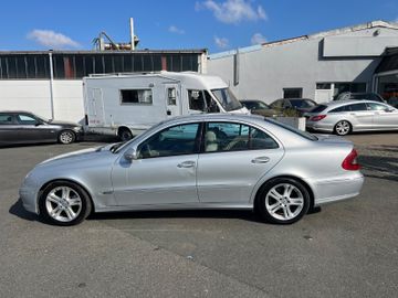 Mercedes E 320 - 5