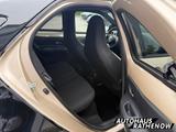Toyota Aygo X Pulse DAB*SHZ*Spurhalteass.Tempomat*Klima - mit Benzin-Antrieb: Beige, Scheckheftgepflegt