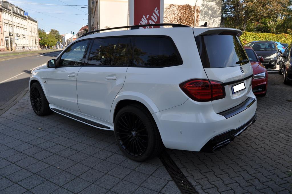 Mercedes-Benz GLS 63