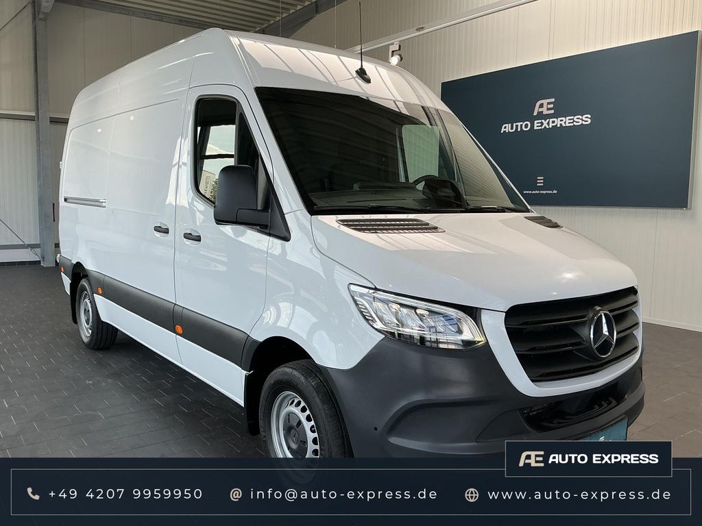 Image of Mercedes-Benz Sprinter