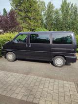 Volkswagen VW Bus T4 Caravelle 2,5 l tdi schwarz - Volkswagen T4 Caravelle mit Diesel-Antrieb: Automatik
