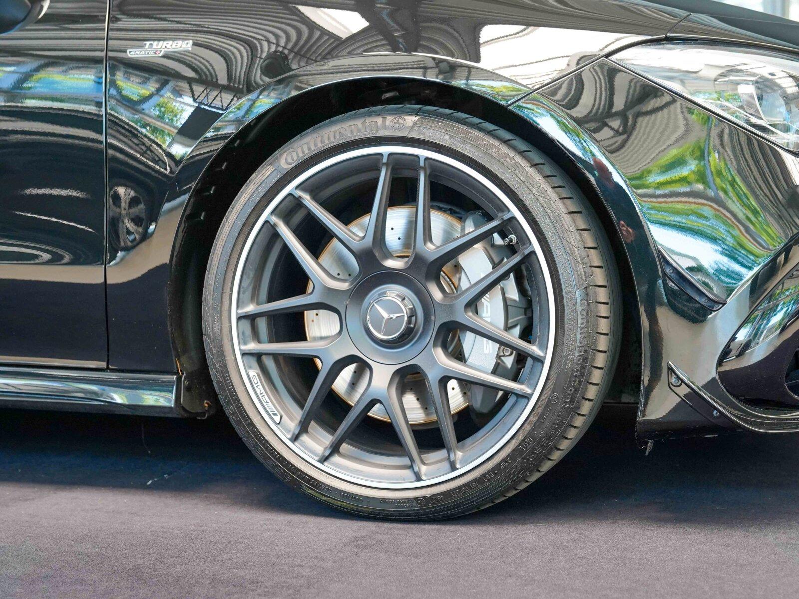 Mercedes-Benz CLA 45 AMG 4M+ SB Night Burmester Fahrassistenz