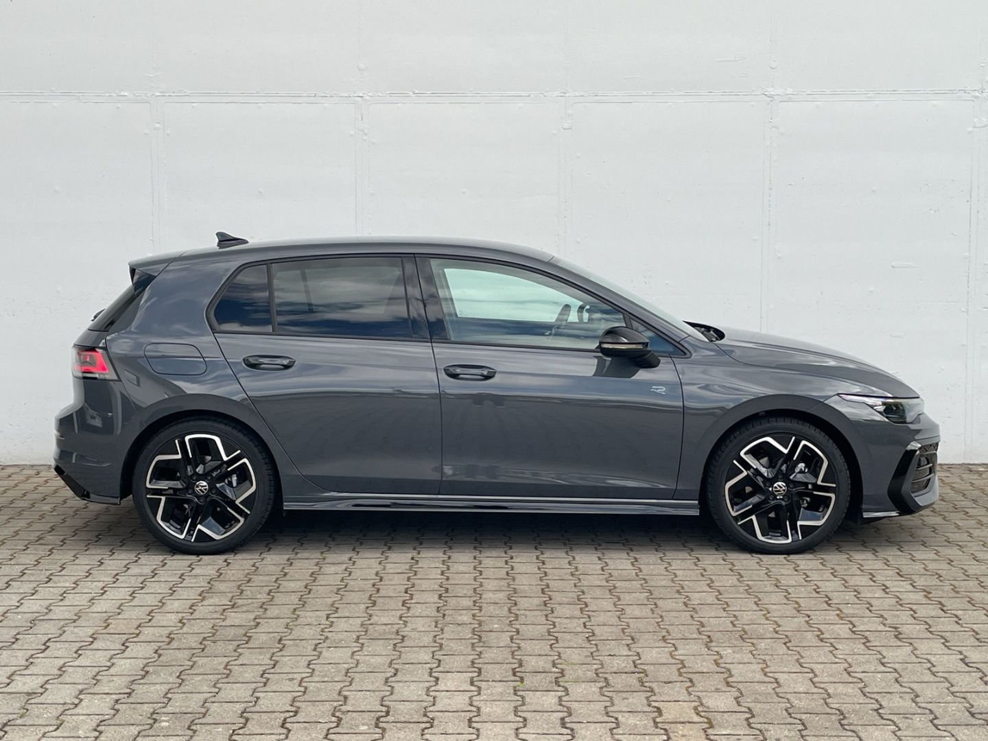 Golf VIII R-Line 2.0 TDI DSG Black Style Kamera