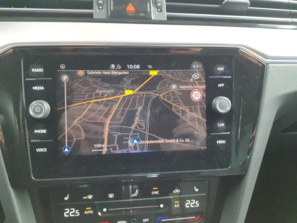 Fahrzeugabbildung Volkswagen Passat Variant TDI Business DSG Matrix Navi AID