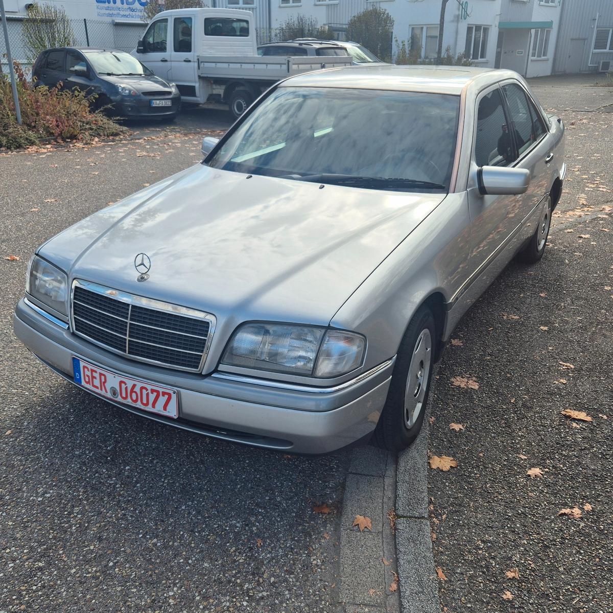 Mercedes-Benz C 220MIT AUTOMATIK GATRIBE KLIMAANLAGE