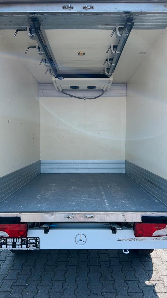 Mercedes-Benz Sprinter 310 CDI KÜHLKOFFER ROHRBAHNEN 1.HAND DE