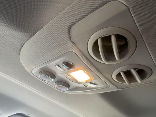 Foto Nummer 14: PEUGEOT Traveller