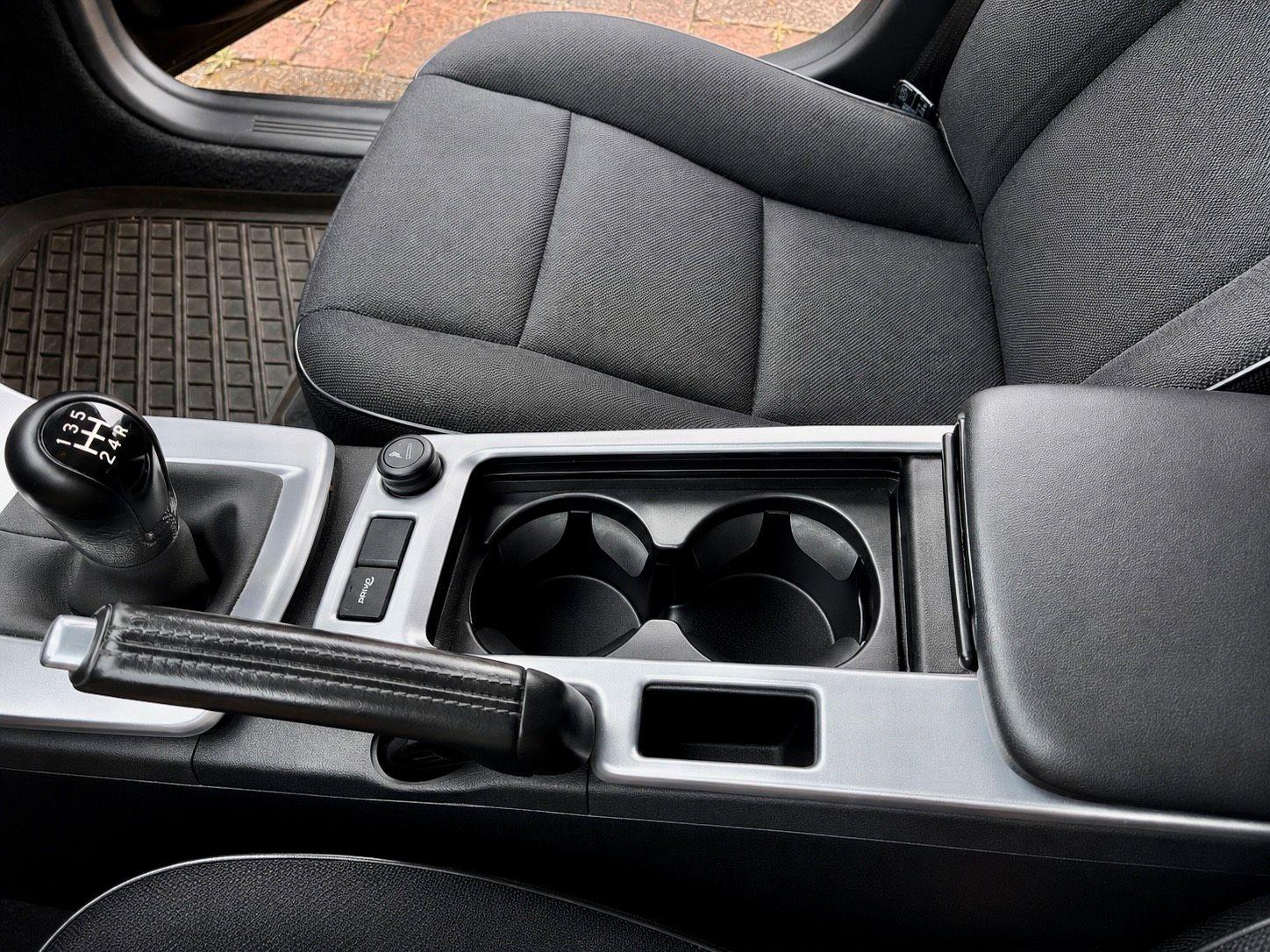 Volvo V50 2010 — photo 12