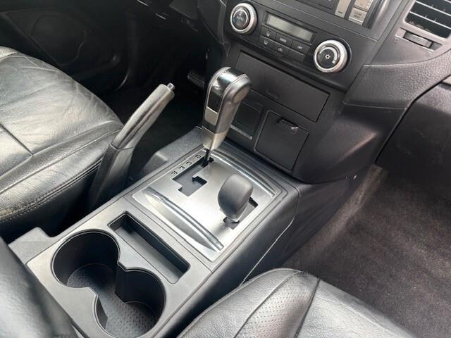 MITSUBISHI PAJERO 3.2 DI-D 16V AUT. 5P. INSTYLE 170 ch BVA - Historique Entretien Disponible