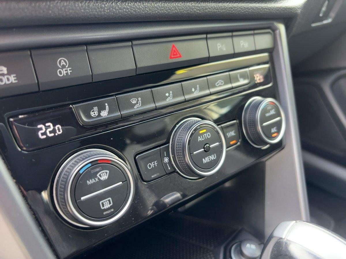 Volkswagen T-Roc Cabriolet 1.5 TSI R-Line ACC,AUTOM.,LED, миниатюра 14