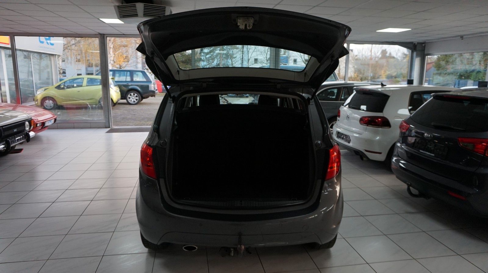 Fahrzeugabbildung Opel Meriva B Innovation